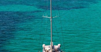 Buy Yachts, Sailboats, Catamarans and Superyachts Worldwide with www.yachts.sc | The Yachts Specialists based in The Seychelles Islands